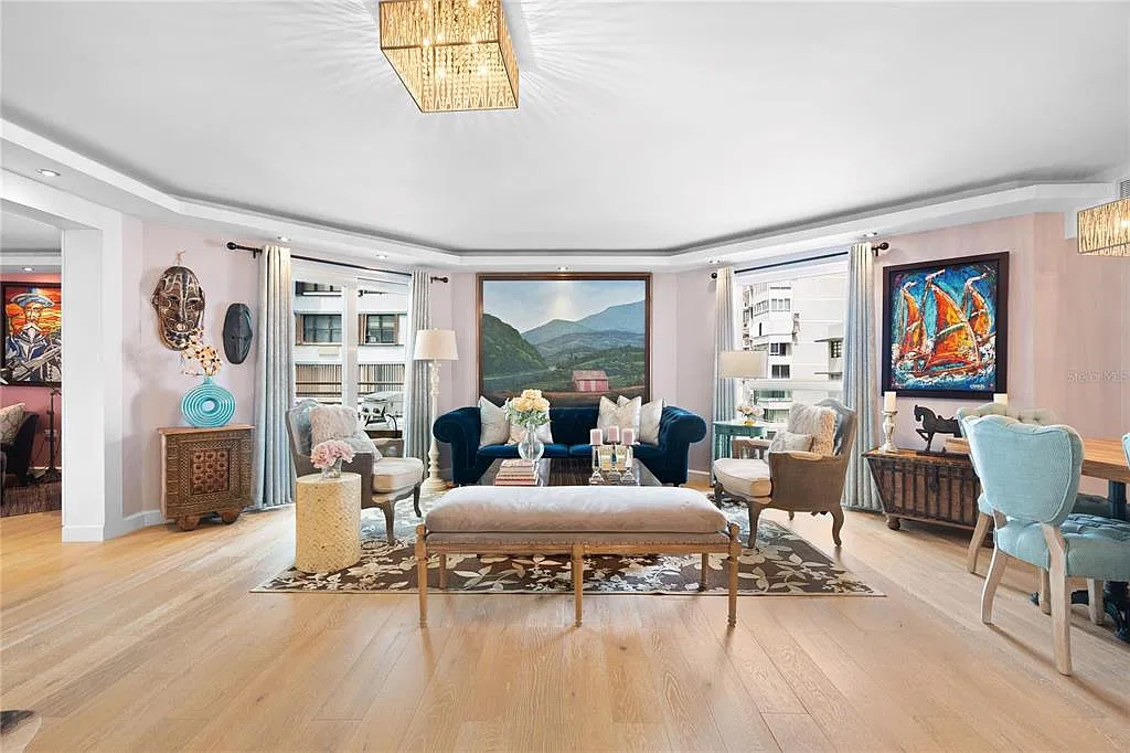 3 bed, 2.5 bath, $9,000 — Photo 1