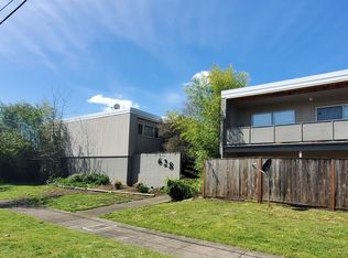 628 Ferry St SW #8, Albany, OR 97321