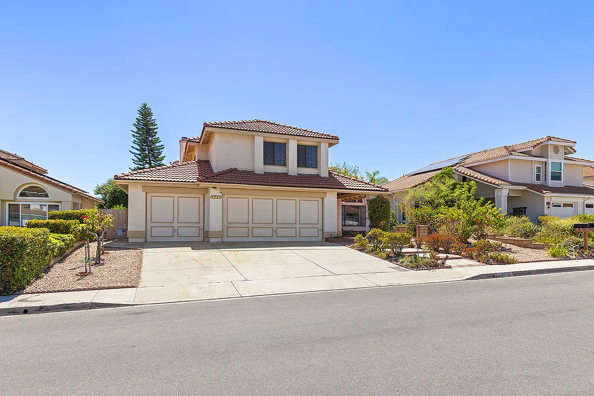 8733 Elford Ct — Photo 2