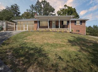 247 Samuel St, Kingsport, TN 37660