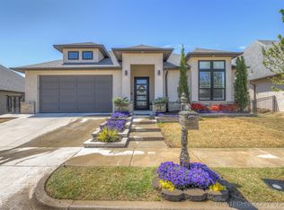 918 W 85th St, Tulsa, OK 74132