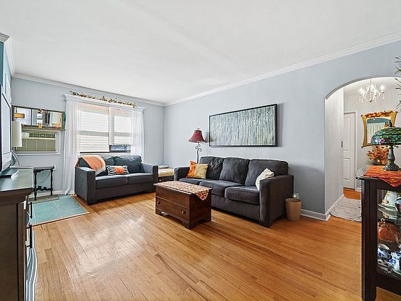 3rd image of 246-11 57th Dr #D13