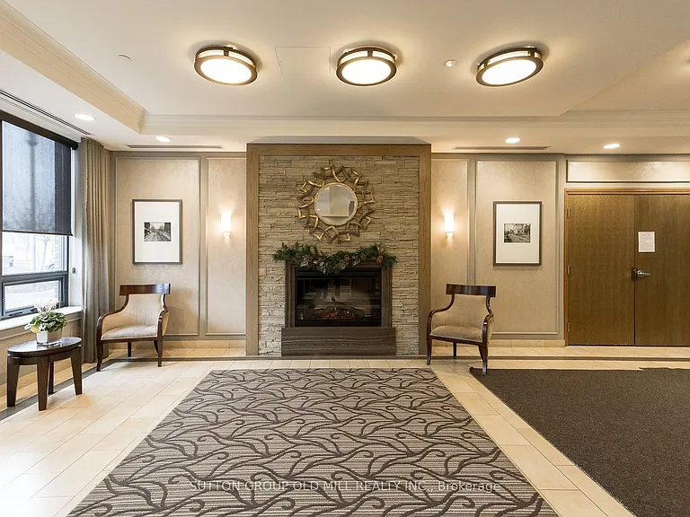 61 Heintzman St #308 — Photo 22