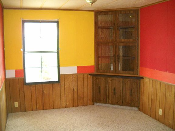 5th image of 273 Holly Hills Dr
