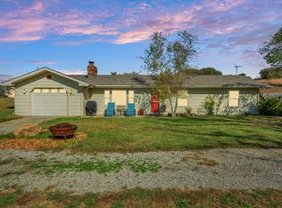 2692 Trego Dr, Lawrence, KS 66044