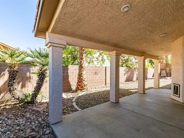 1404 Pullman Pointe Ct — Photo 39