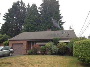 10722 19th Ave NE, Seattle, WA 98125