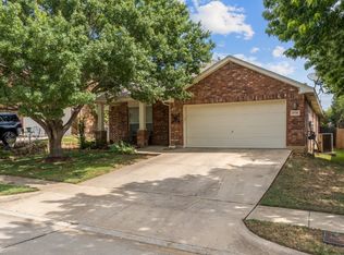 5720 Calf Creek Dr, Fort Worth, TX 76179