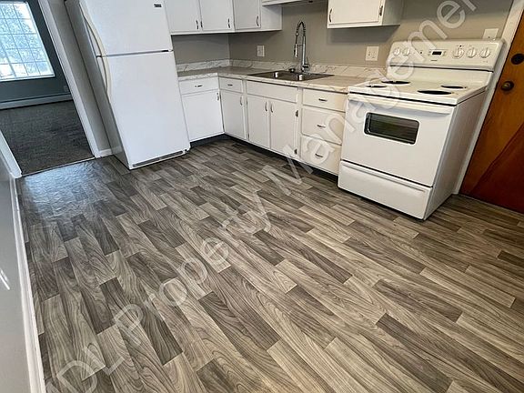 2nd image of 4545 N Woodbridge Ave #2