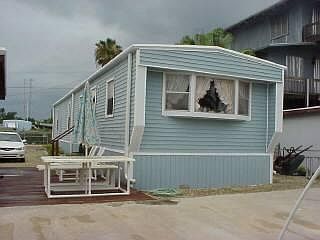 1st image of 409 Pine Ave NW