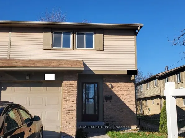 57 Hansen Rd N #20, Brampton, ON L6V 3C6