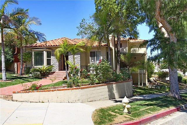 1st image of 3001 Montezuma Ave