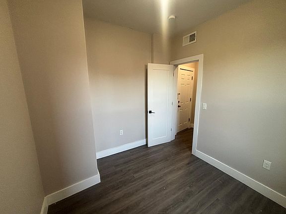 5th image of 104 Belmont Ave #31E