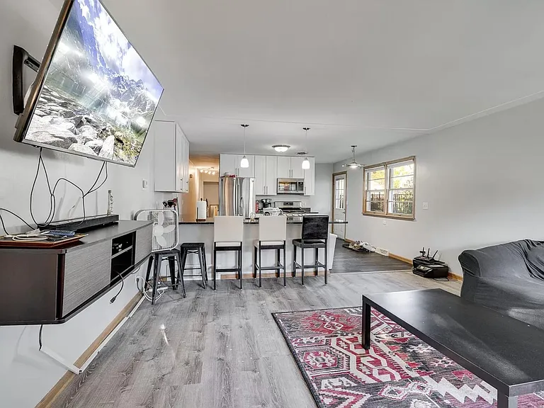 5346 Xerxes Ave S — Photo 6
