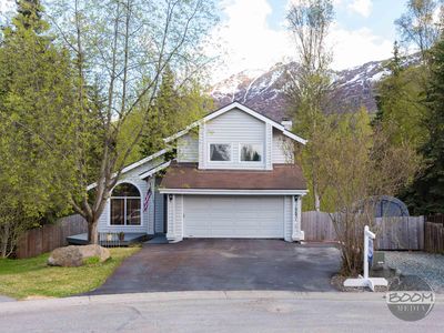 18631 Little Cape Cir, Eagle River, AK, 99577