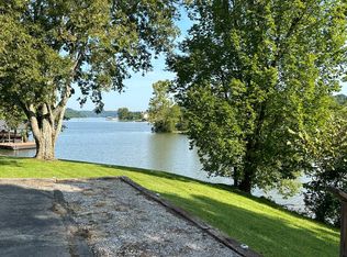 4731 Riversedge Rd, Louisville, TN 37777