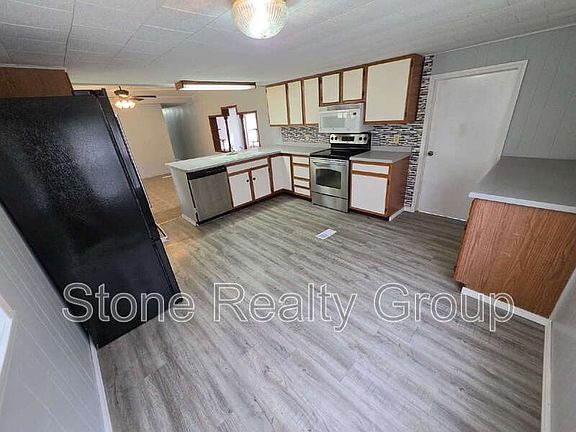 4th image of 4538 S Frye St