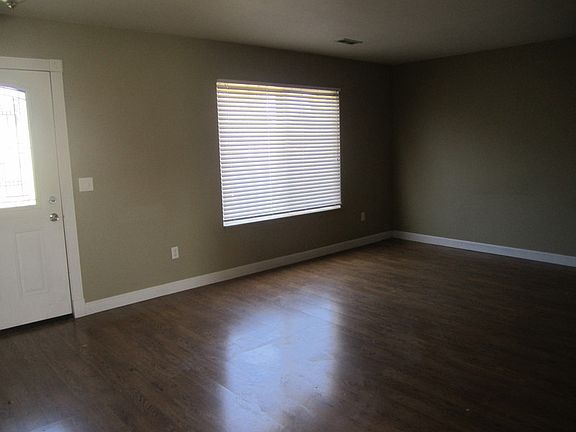 3rd image of 31666 Karolyn Ln