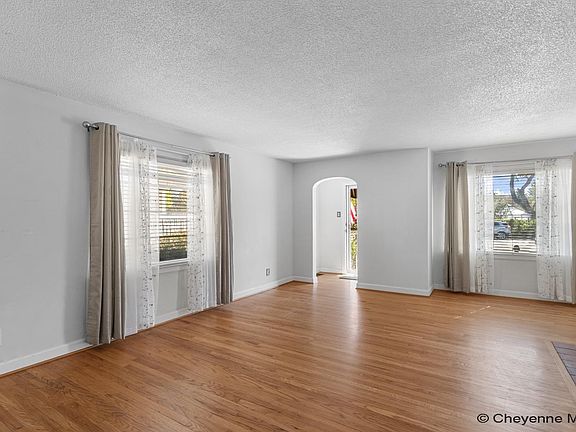 5th image of 3908 Reed Ave