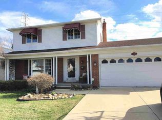 3801 Brookshire St, Trenton, MI 48183