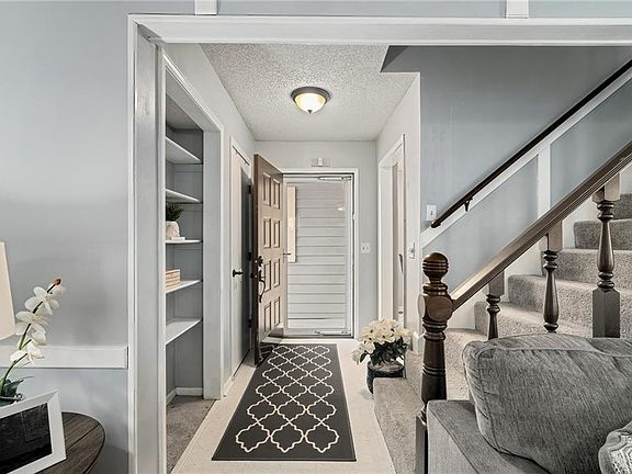 5th image of 12024 Goodman St