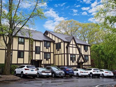 50 Aiken St Norwalk Ct 06851 Apartments For Rent Zillow