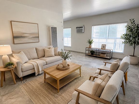 5th image of 10565 Haddon Ave #701