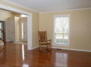 1109 Camillia Pl, Fox River Grove, IL 60021