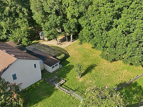3rd image of 16017 HARBAR OAKS DRIVE