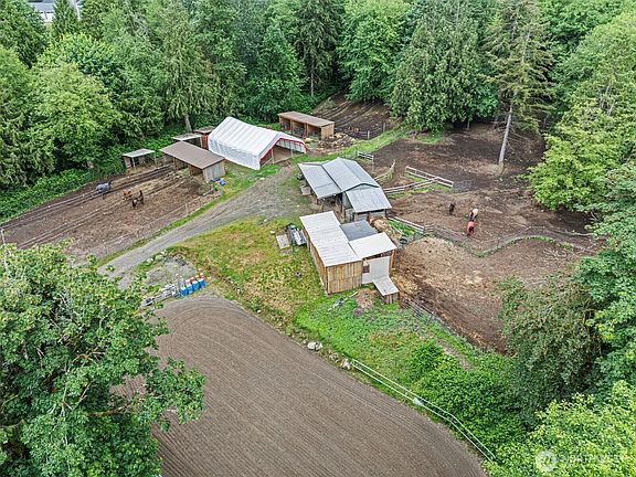 4th image of 9390 Phillips Road SE