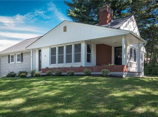16 Elmwood Dr, New City, NY 10956