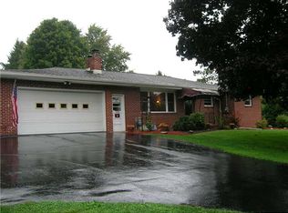 1909 River Rd, Hermitage, PA 16148