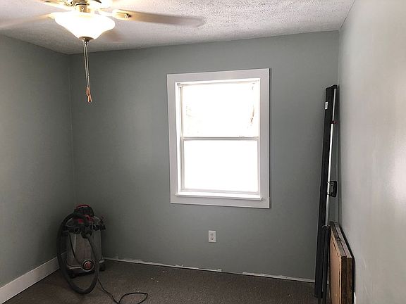 2nd image of 992 Witham Dr