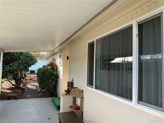 4th image of 1505 Alonda Ln NE
