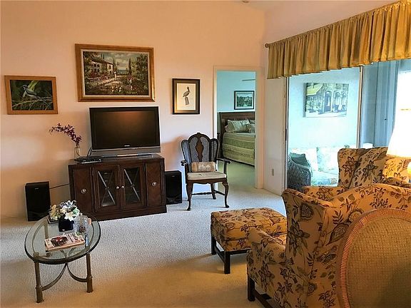 3rd image of 3361 SW Villa Pl