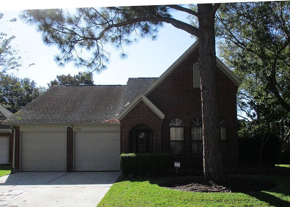 1st image of 1702 Briarmoor Ct