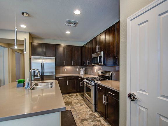 5th image of 3421 E Yellowstone Pl