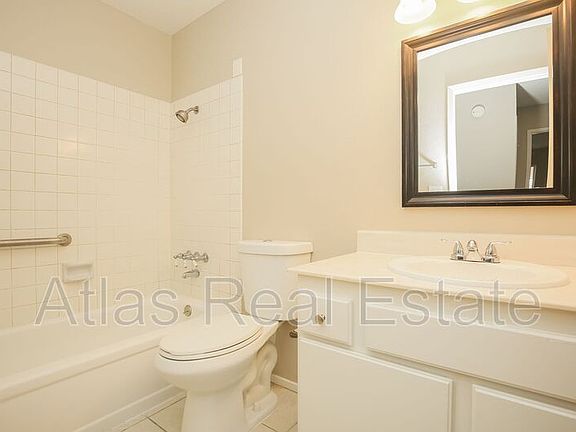 4th image of 6988 Montcliff Ave