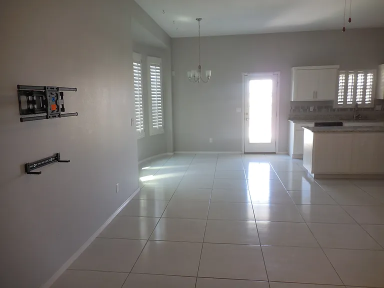 227 Ellesmere Way — Photo 15