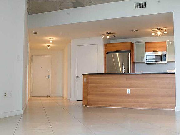 4th image of 3301 NE 1st Ave APT H2306
