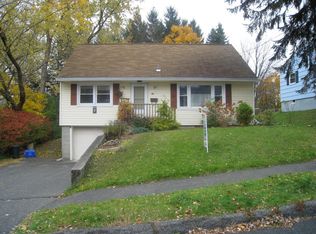 21 Adelaide Ave, Pittsfield, MA 01201