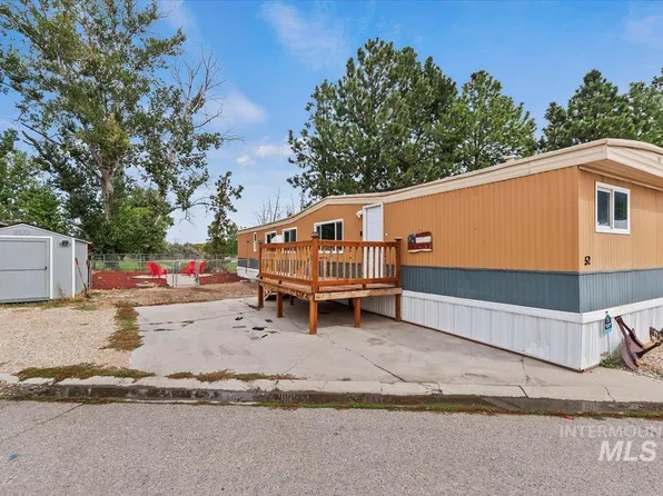 314 W Cherry Ln Trailer 52, Meridian, ID 83642