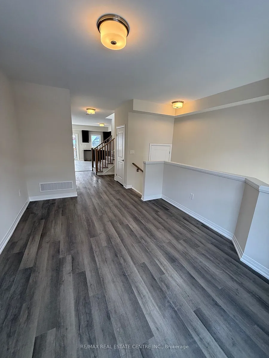 Building Photo - 660 Colborne St W #158