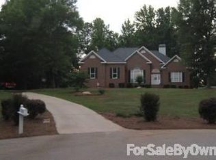 110 Shellcreek Ct, Clinton, SC 29325