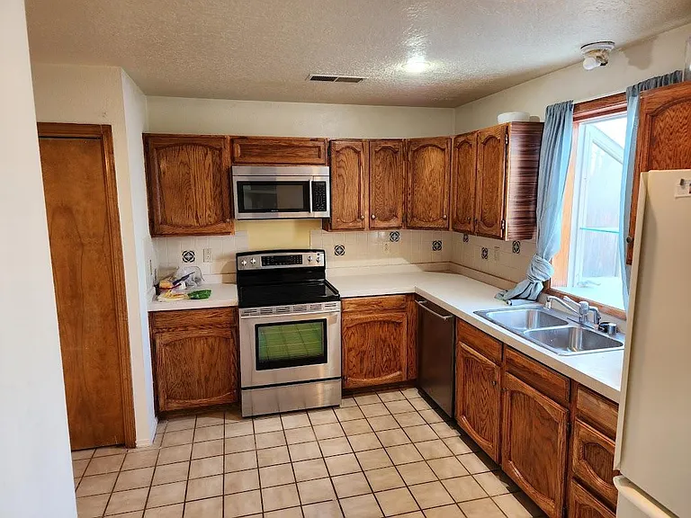 6436 Saint Josephs Ave NW — Photo 8