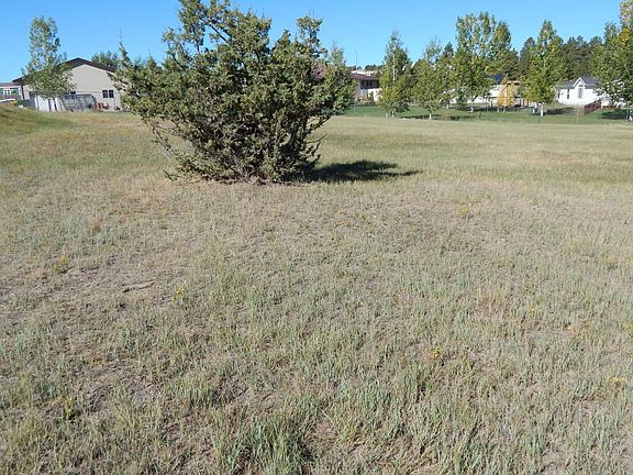 3rd image of 5 Cedar Hills Dr