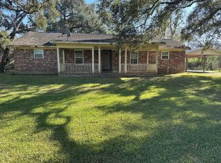 6718 Live Oak Dr, Rosharon, TX 77583