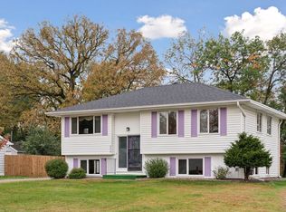 253 Stardust Blvd, Circle Pines, MN 55014