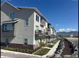 2801 S Orchard Hill Ln, Perry, UT 84302