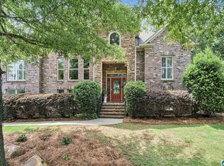 1070 Grand Oaks Dr, Bessemer, AL 35022